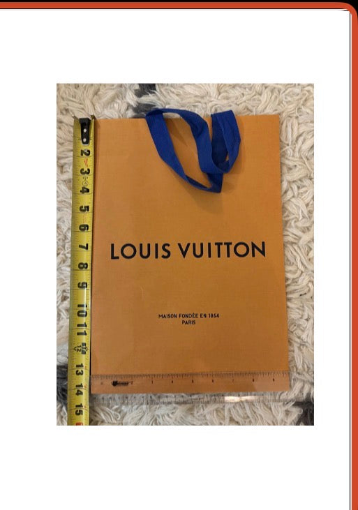 Gift bag transformation
