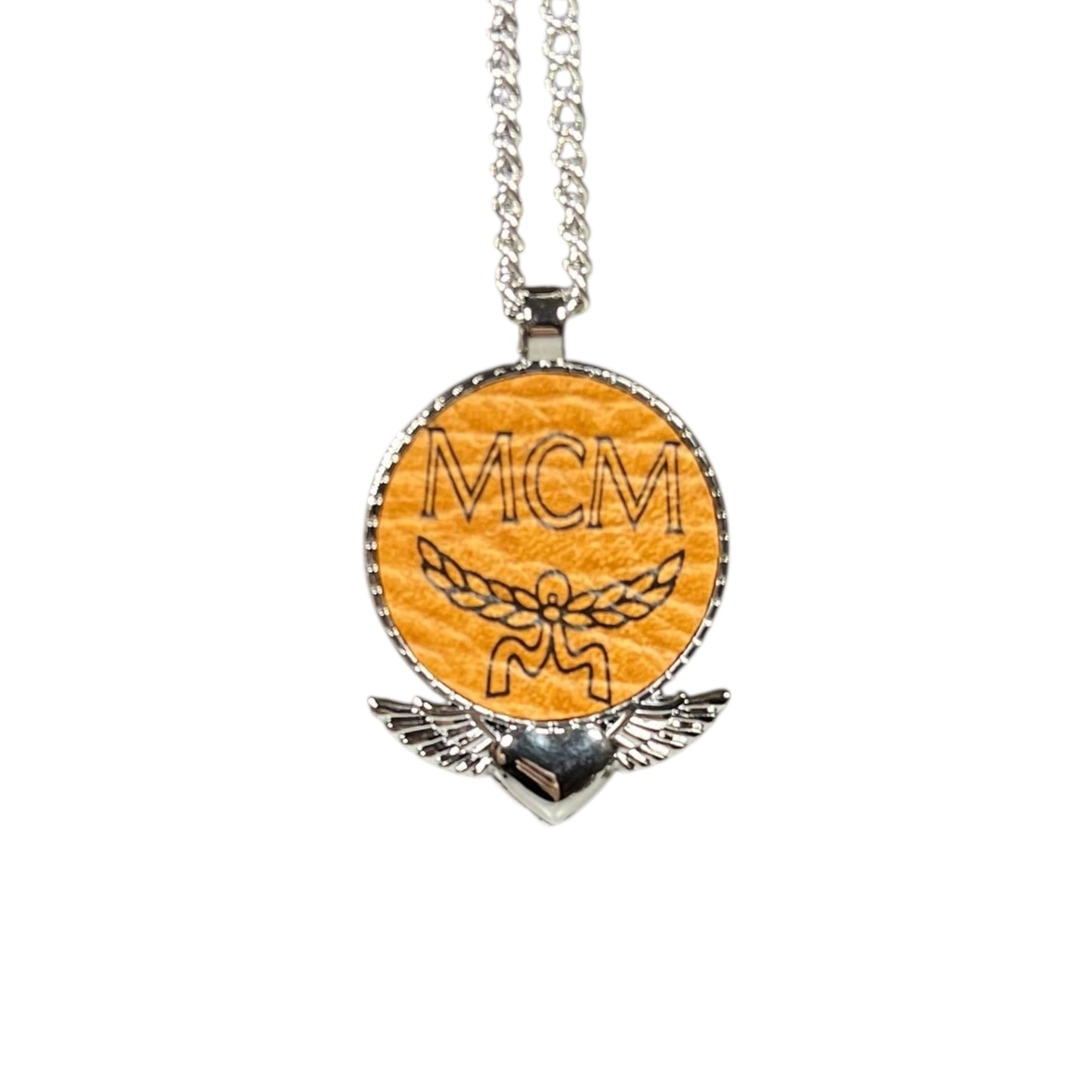 Lover’s Pendant (mixed)