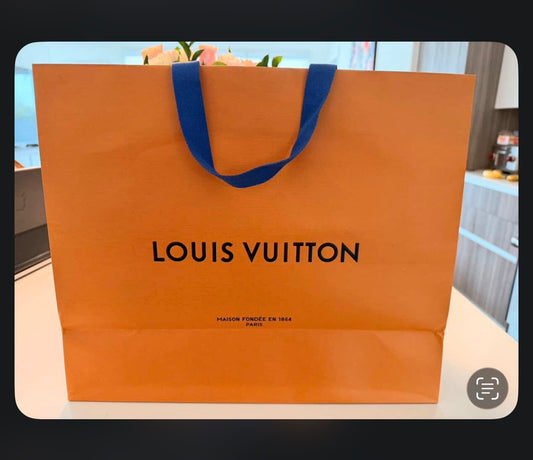 Gift bag transformation