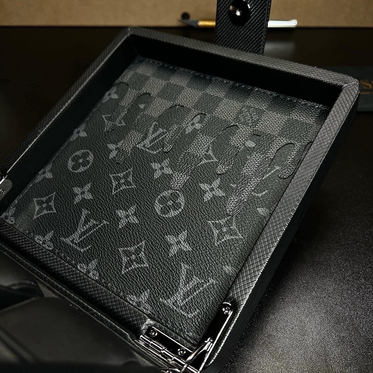 1 of 1 Watch Case
