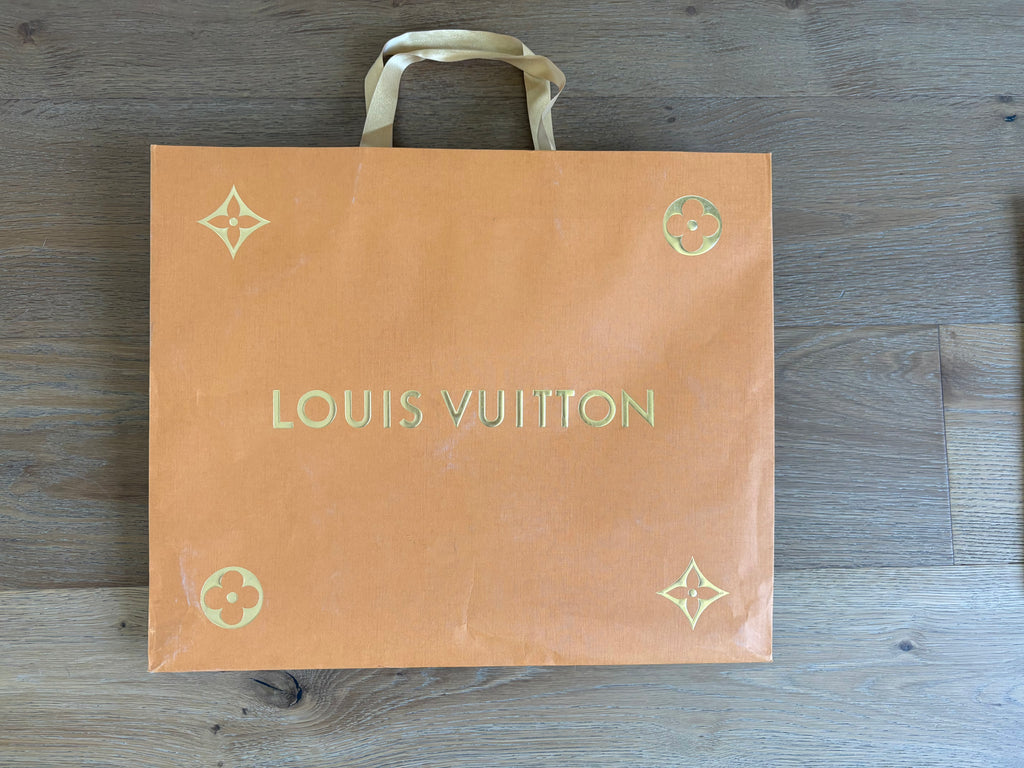 Gift bag transformation