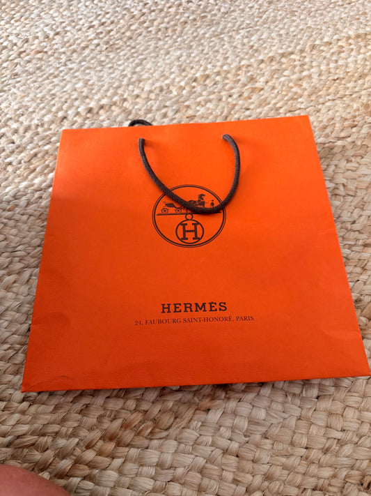 Gift bag transformation