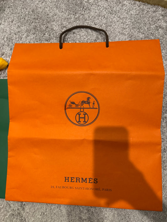 Gift bag transformation